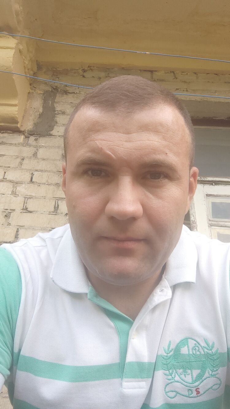  ,   Dimitrii, 37 ,     , c 