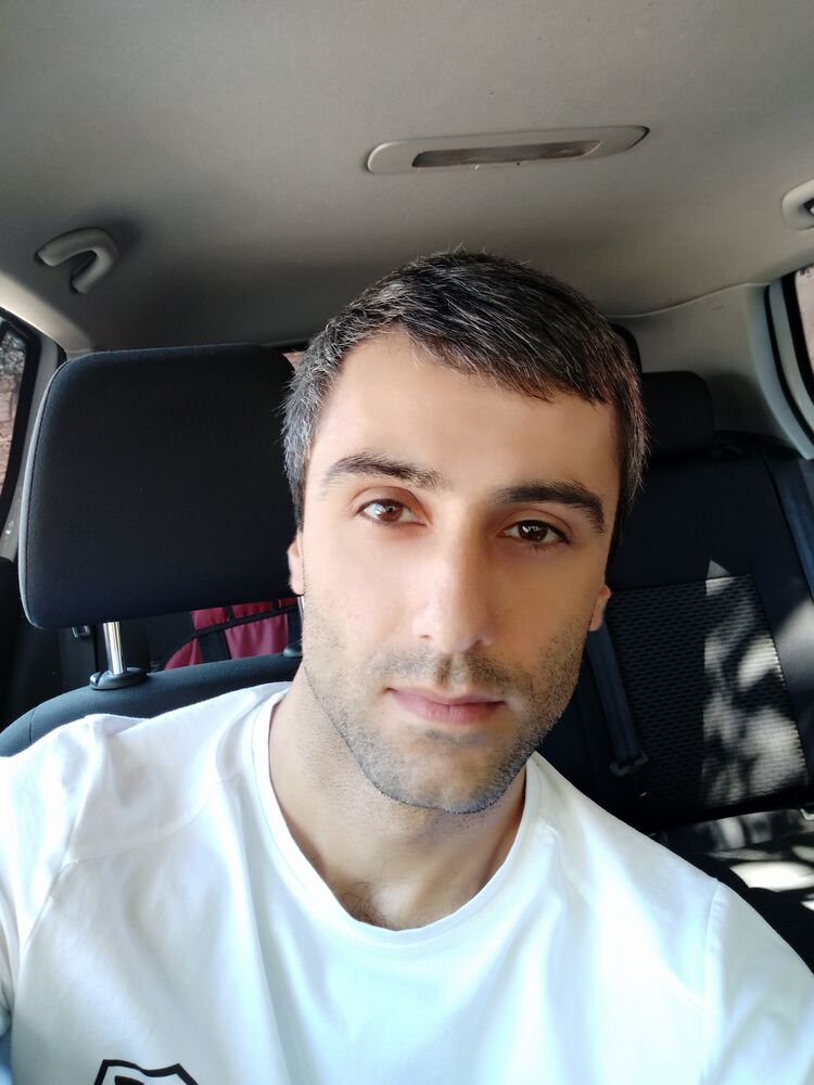  27813429  , 37 ,    