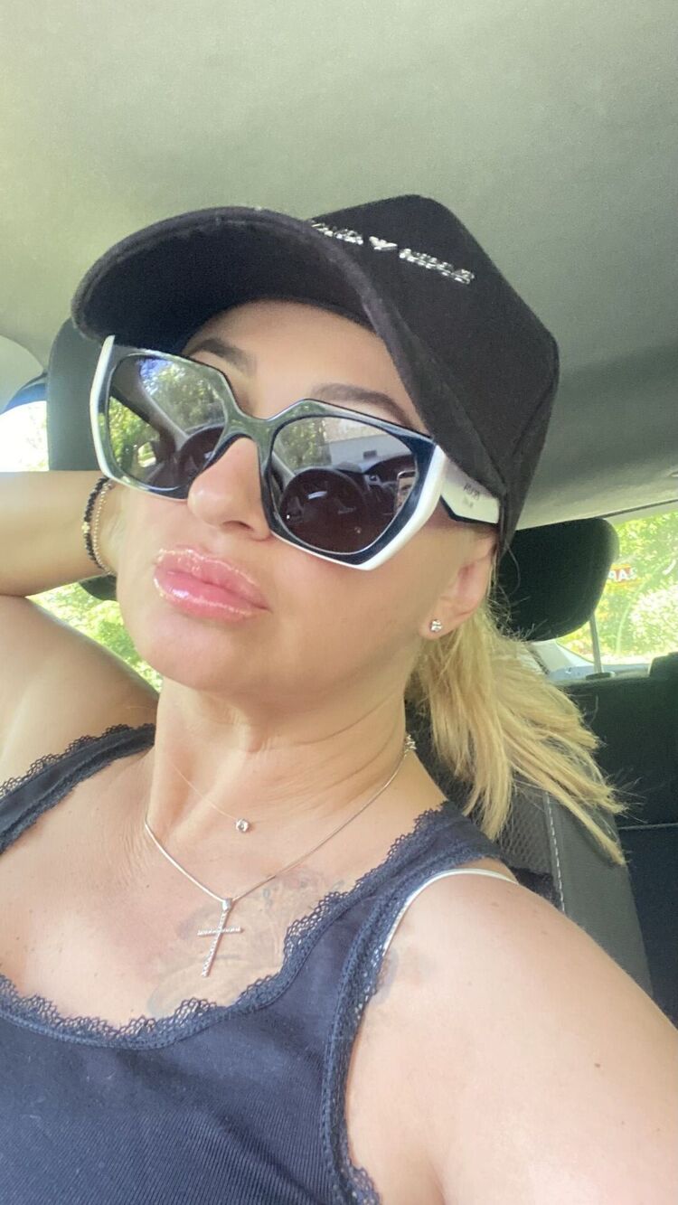  --,   , 44 ,   ,   