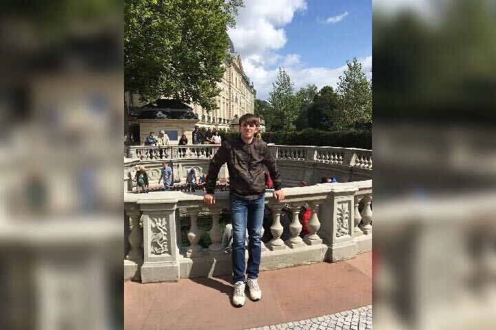  46729529  Andrej, 33 ,    Schwenningen