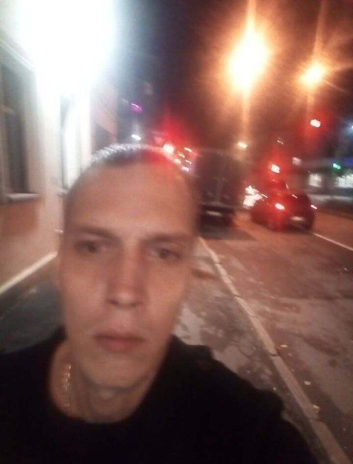  34357669  , 40 ,    