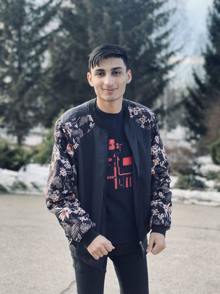   ,   Ahmed, 24 ,   ,   