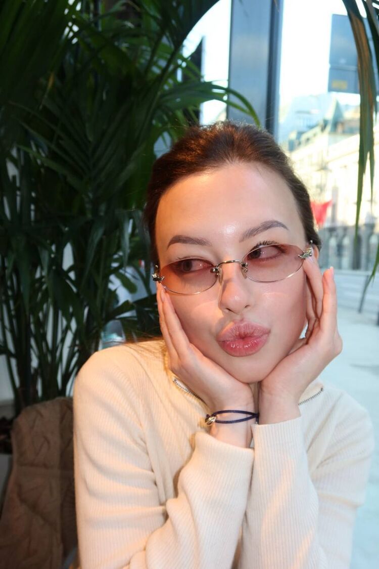  52369589  , 21 ,    Palais-Bourbon