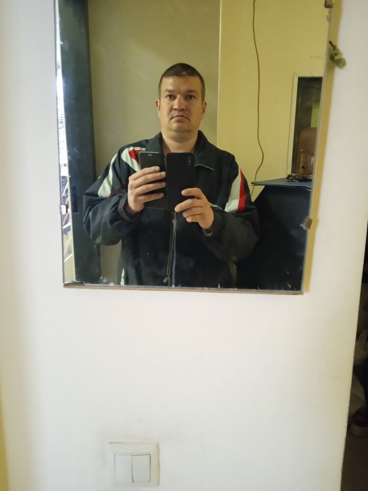  26032649  , 40 ,    