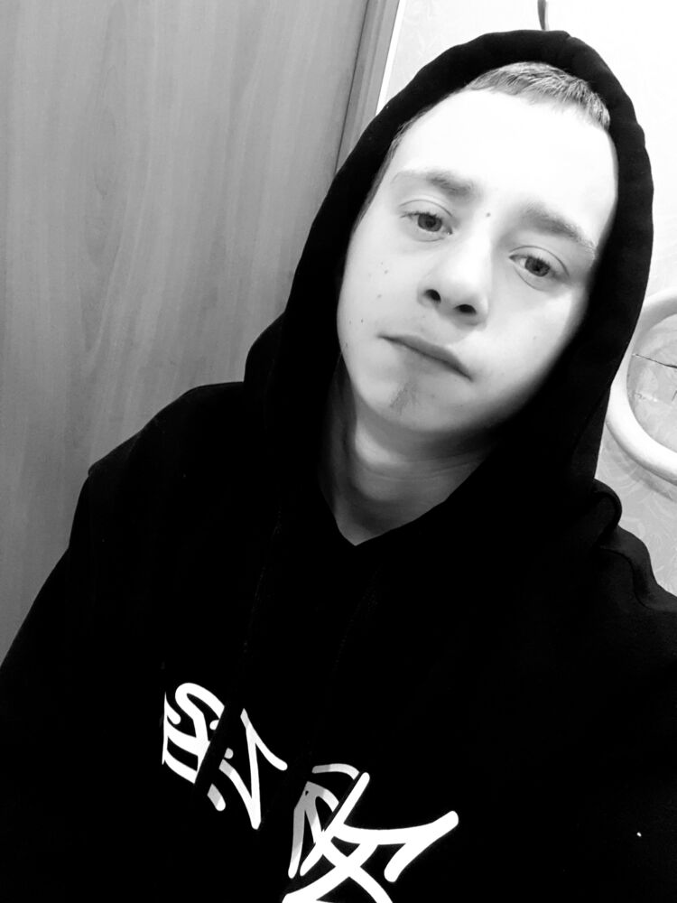  ,   Vladislav, 21 ,   ,   , c , 