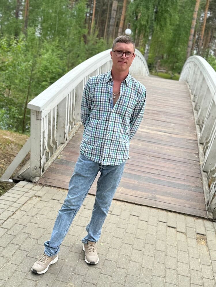  45279059  , 32 ,    