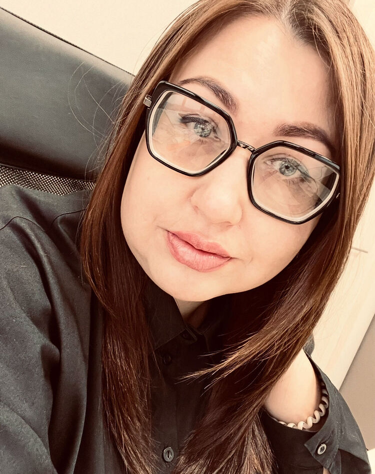  54101109  Yliya, 36 ,    