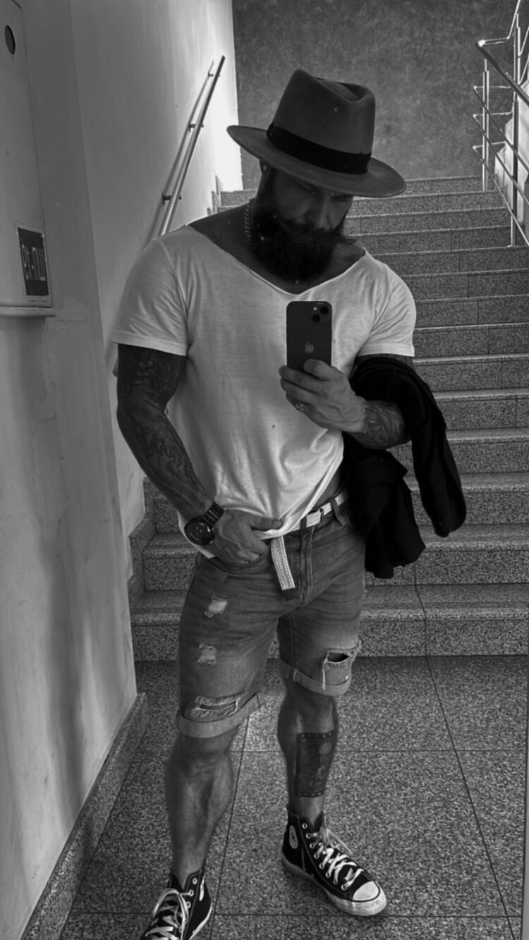  29019429  , 40 ,    -