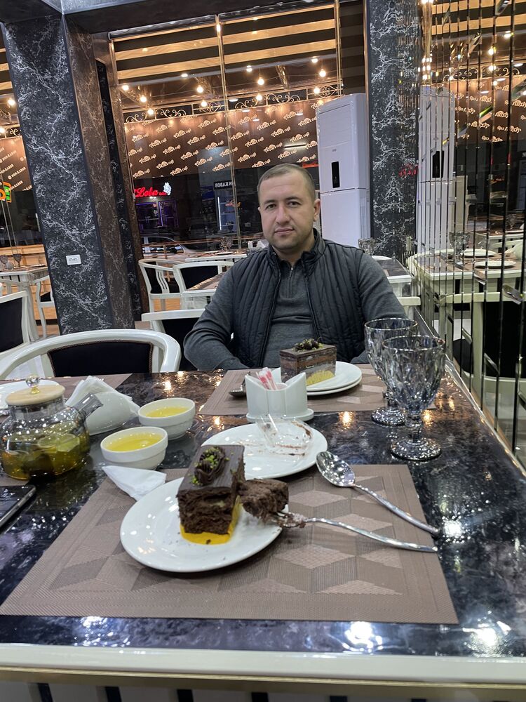  ,   Vaxobsamiyev, 35 ,   ,   