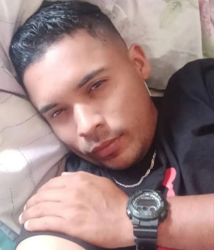 ���� 40343939 ������� ������ ����, 37 ���, ���� ���������� � Dili