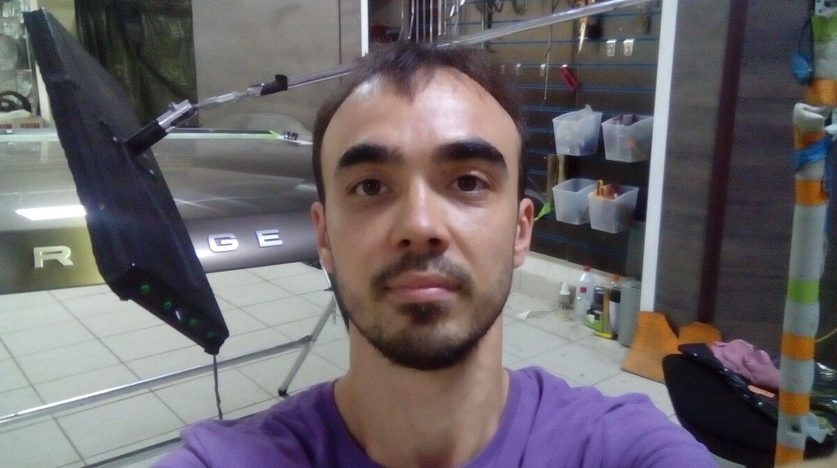  ,   Azat, 35 ,   ,   , c 