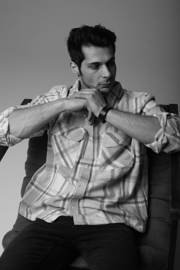  50975329  Ehsan, 34 ,    