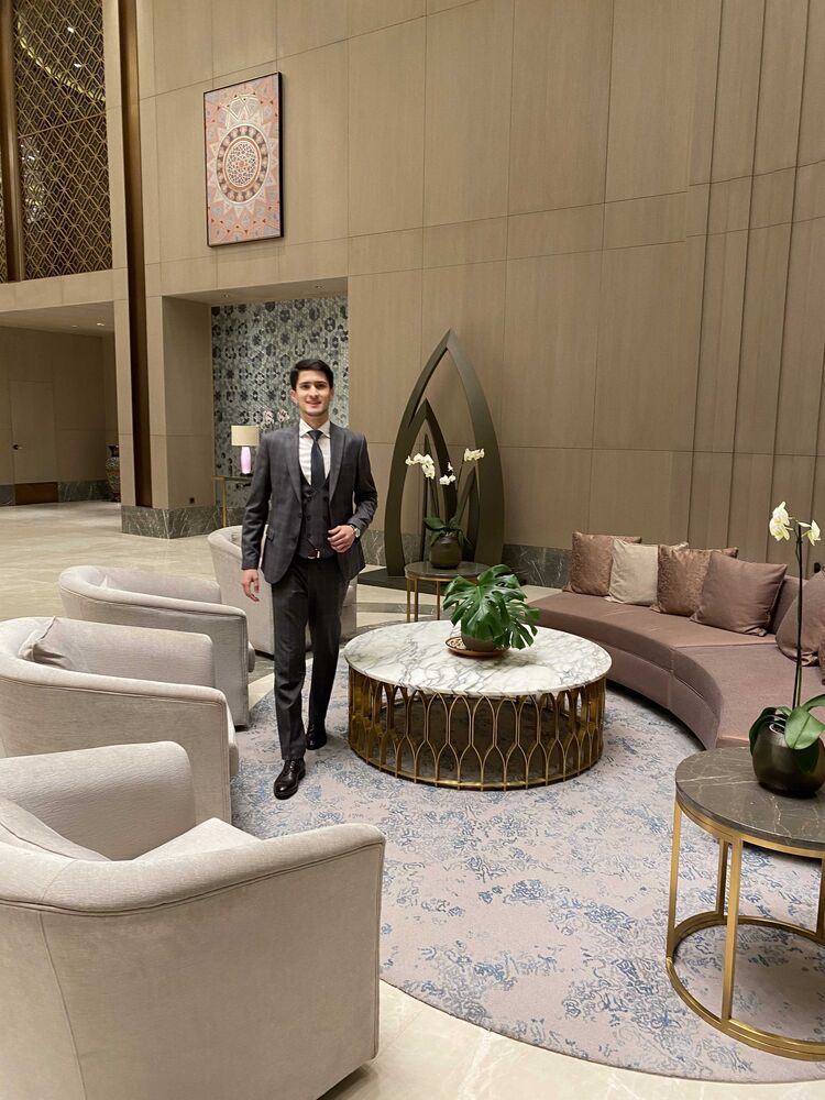  23878169  Akbar, 30 ,    