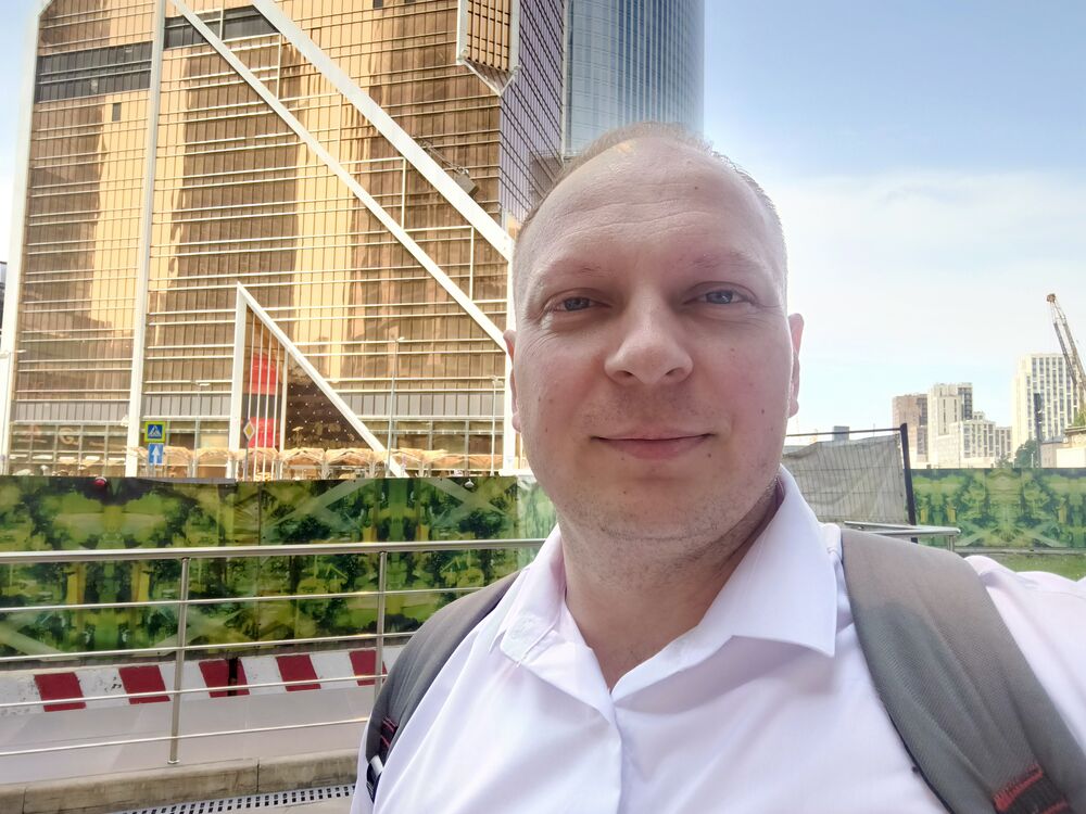  51945209  , 39 ,    -