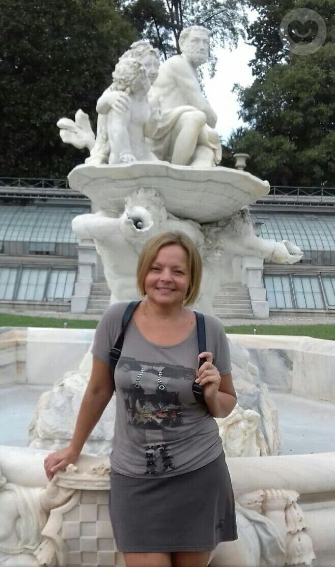  27686589  Tania, 55 ,    Saronno