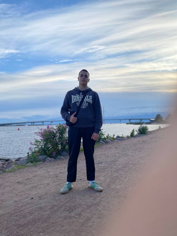  ,   Dima, 23 ,   ,   