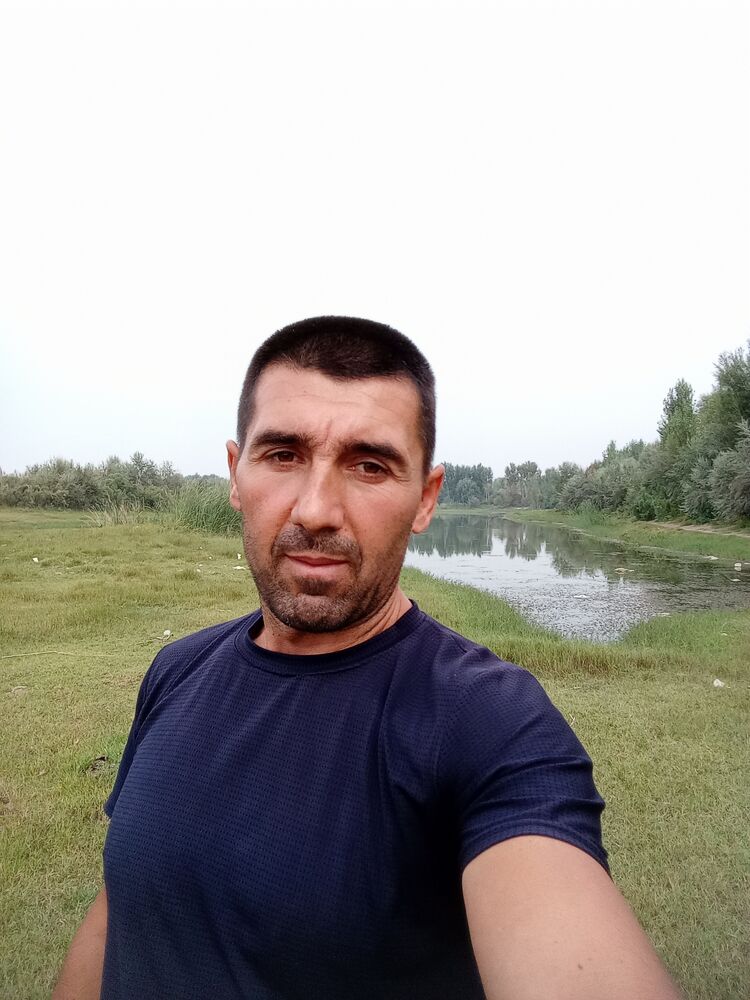  46714379  Nozimjon, 39 ,    