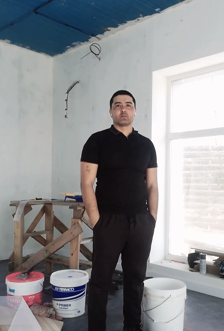  41592929  Dastan, 35 ,    