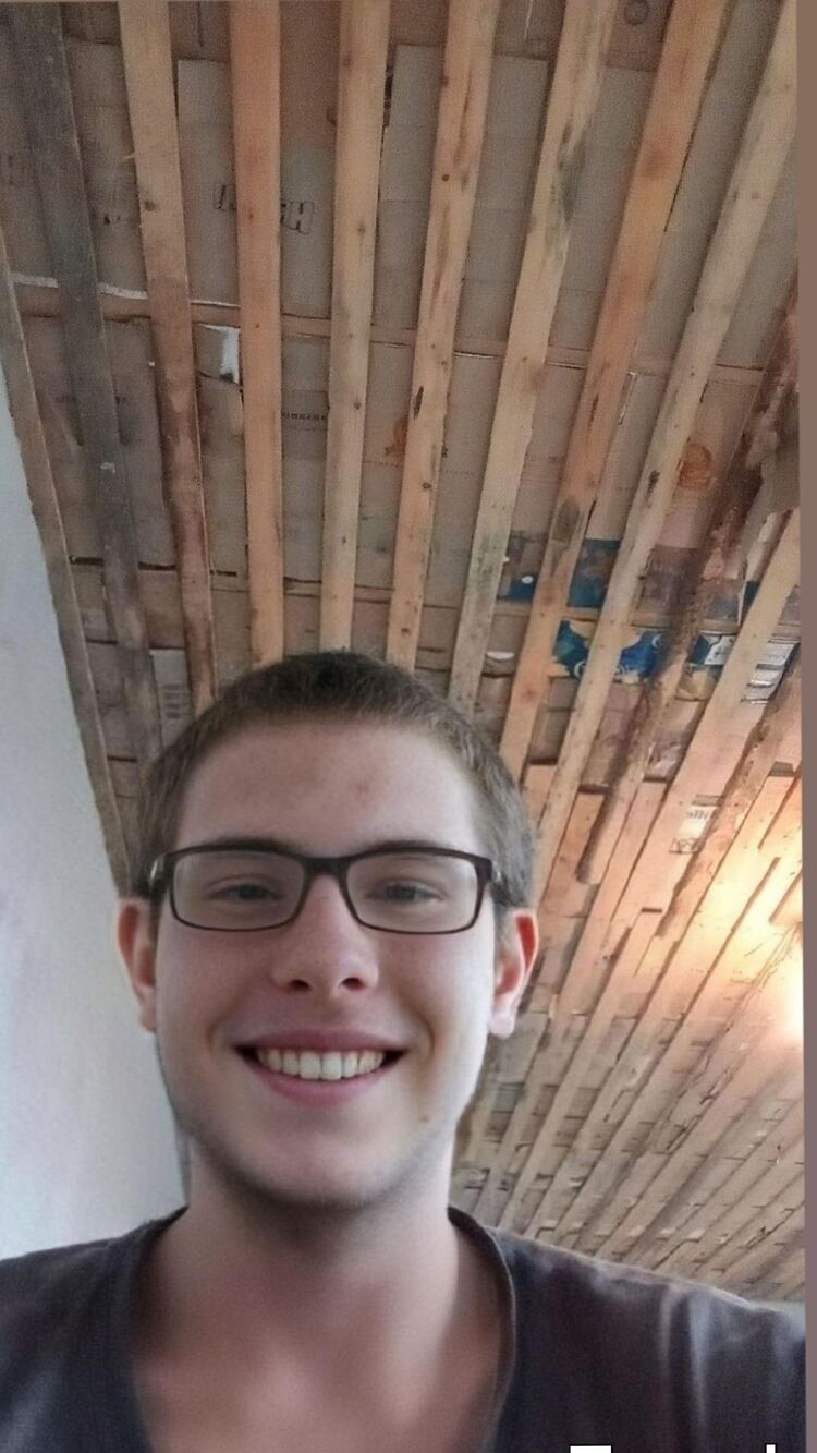  45186809  , 32 ,    