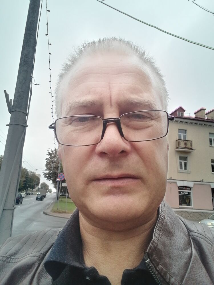  53595989  Van, 53 ,    