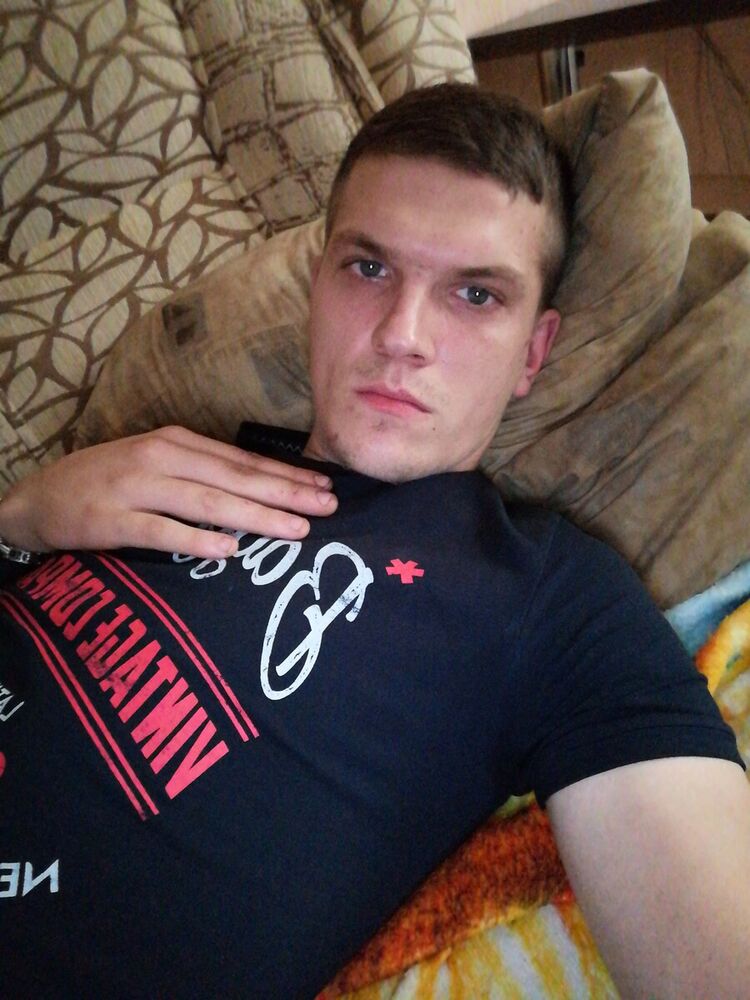  20879839  Vadim, 30 ,    