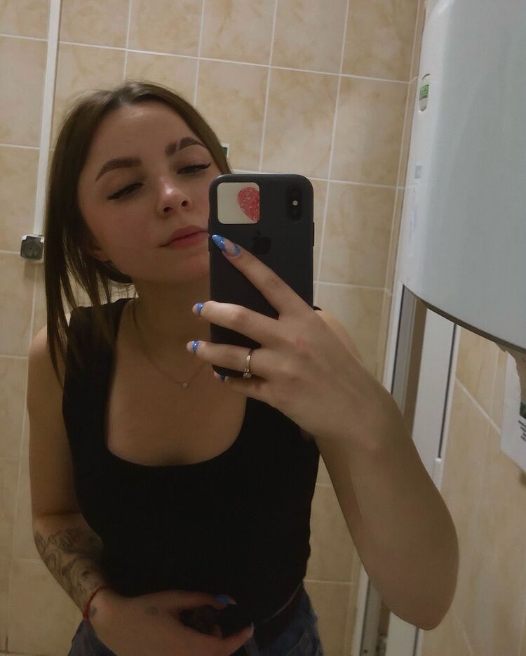  49639209  , 19 ,    