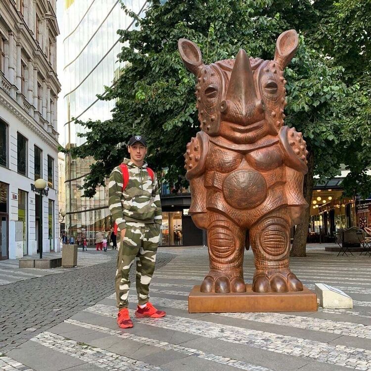  20825879  Yura, 33 ,    Praha