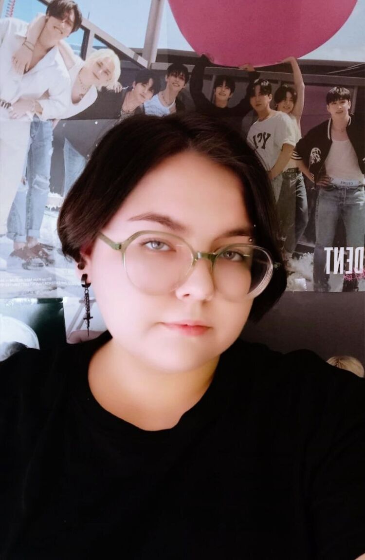  39862379  Lina, 20 ,    