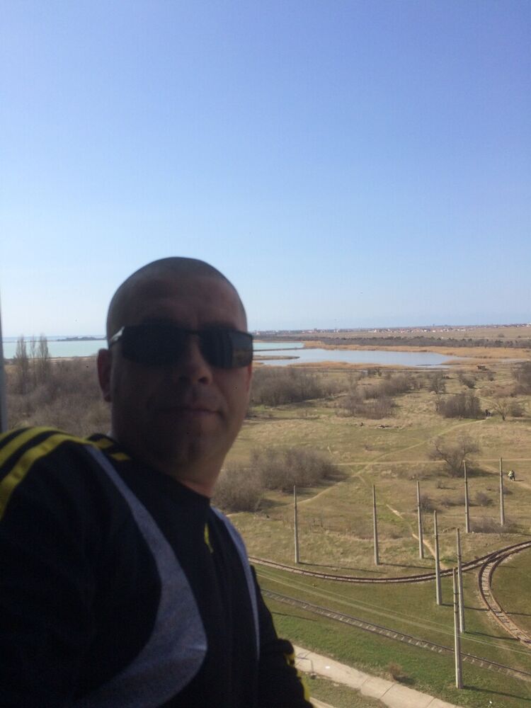  22498359  , 46 ,    