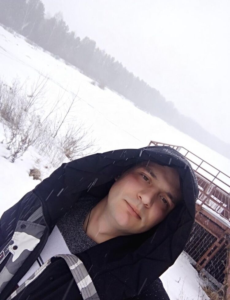  49182579  , 33 ,     