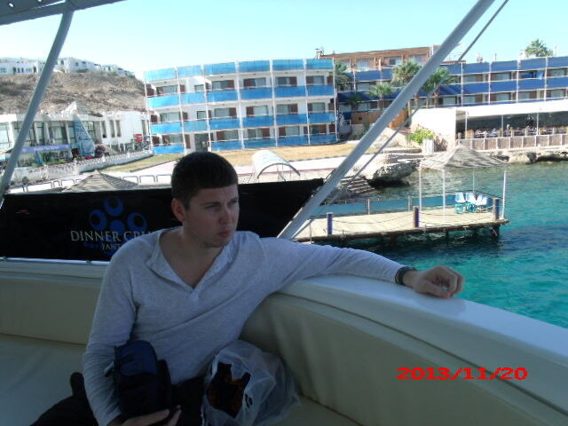  6779589  Denya, 37 ,    