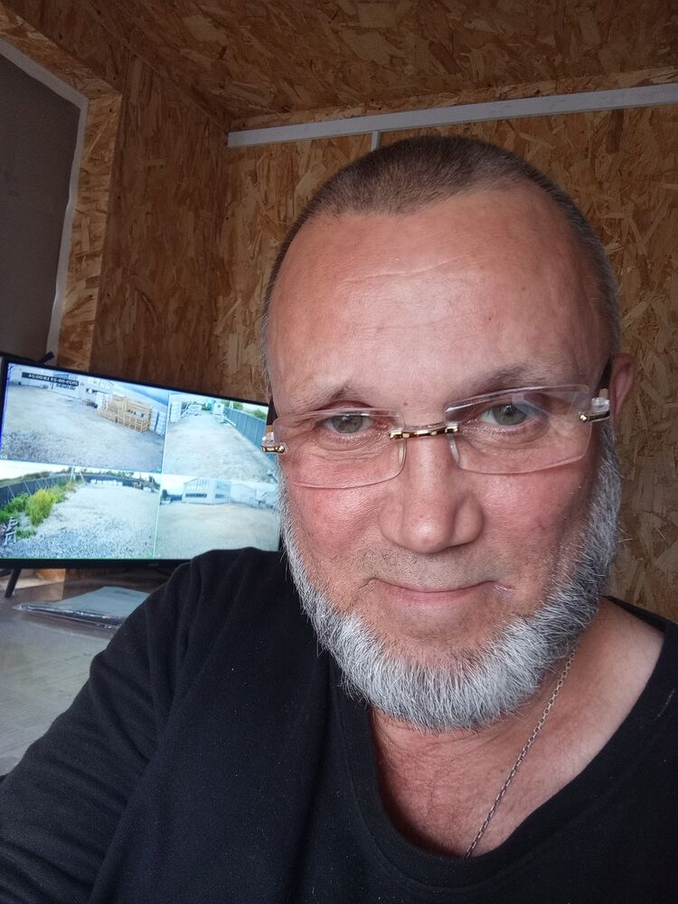  ,   Alexander, 58 ,   ,   