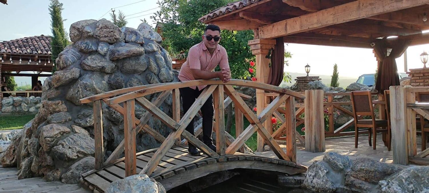  ,   Simon, 33 ,   ,   , c 