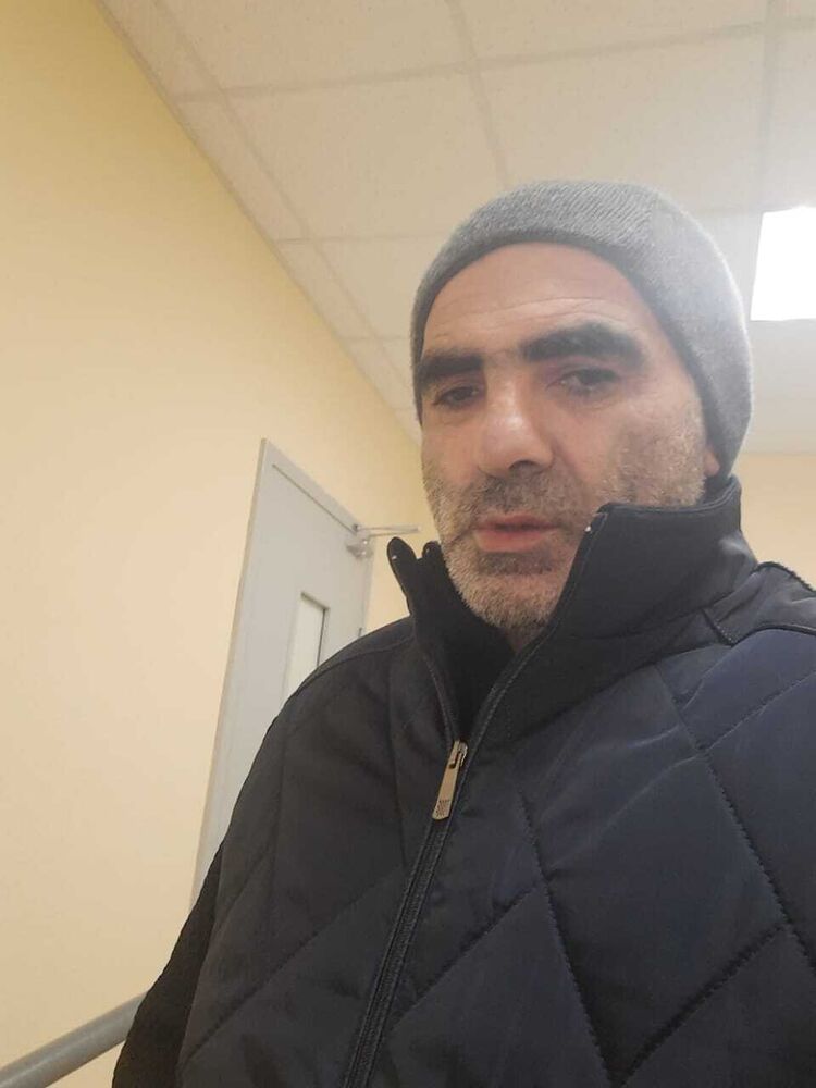  54463369  Vencik, 47 ,    