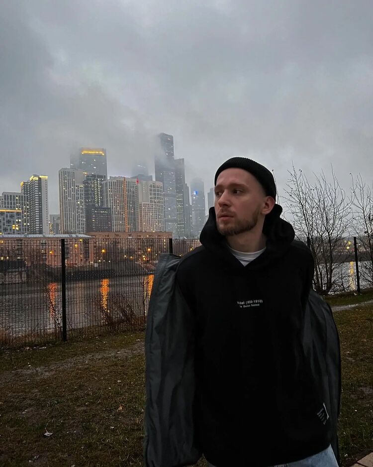 ���� 44130019 ������� ������, 32 ����, ���� ���������� � ��������