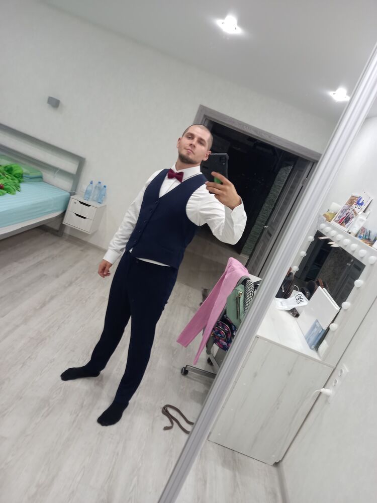  45699079  , 28 ,    