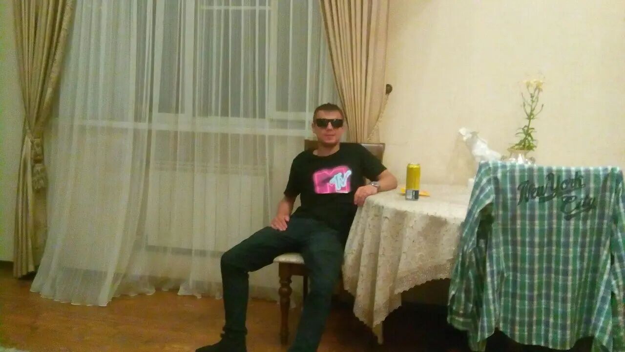  49946689  , 32 ,    