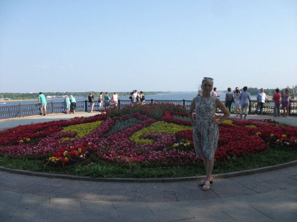  11029459  Nina, 66 ,    