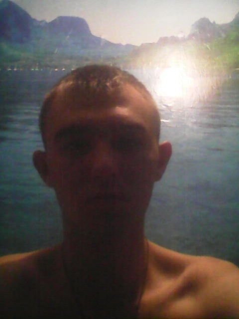  6692669  Dominik, 28 ,    