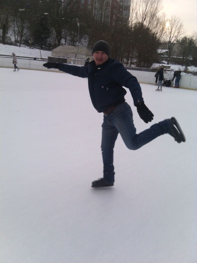  8717659  Oleg, 42 ,    
