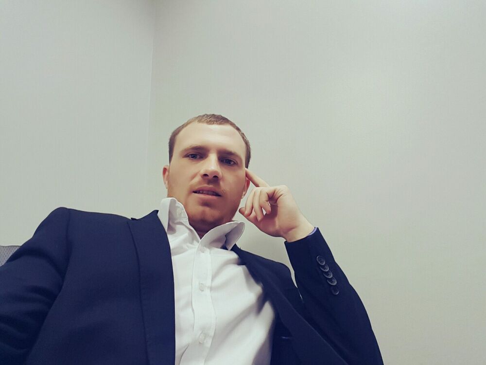  ,   Stefan, 34 ,  