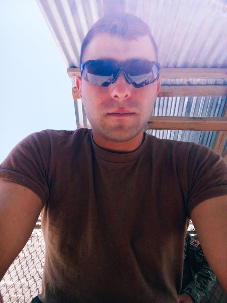  17433119  Nika, 105 ,    