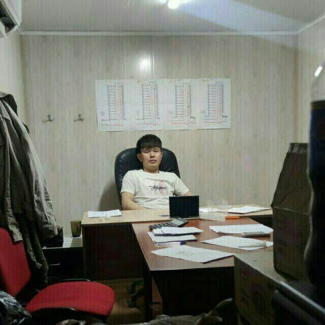  48288129  Asadbek, 25 ,    