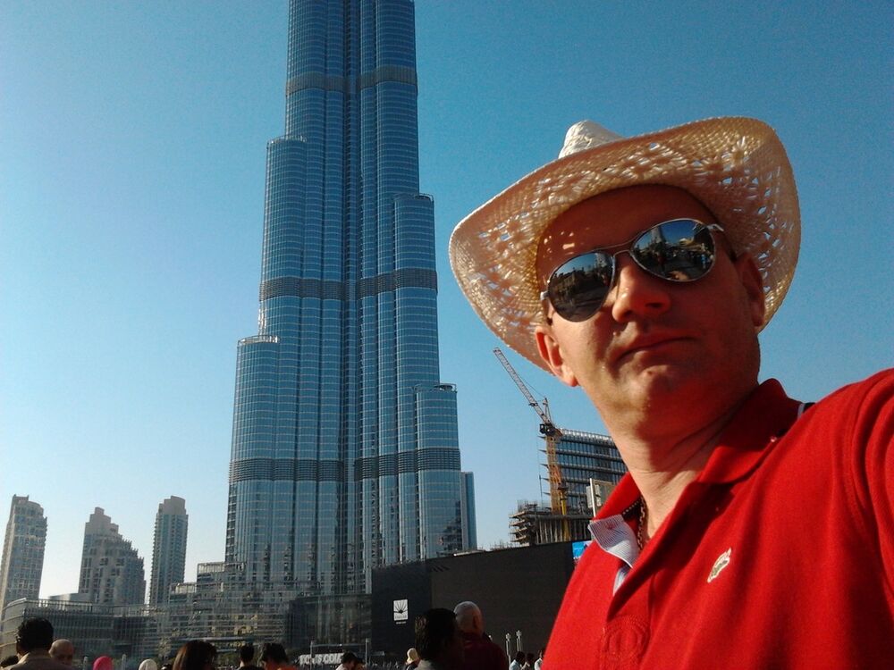  8013939  Viktor, 46 ,    