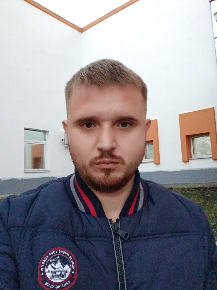 15818369  , 40 ,    