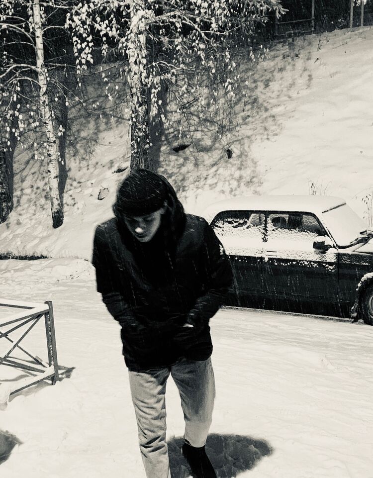  40655069  , 24 ,    