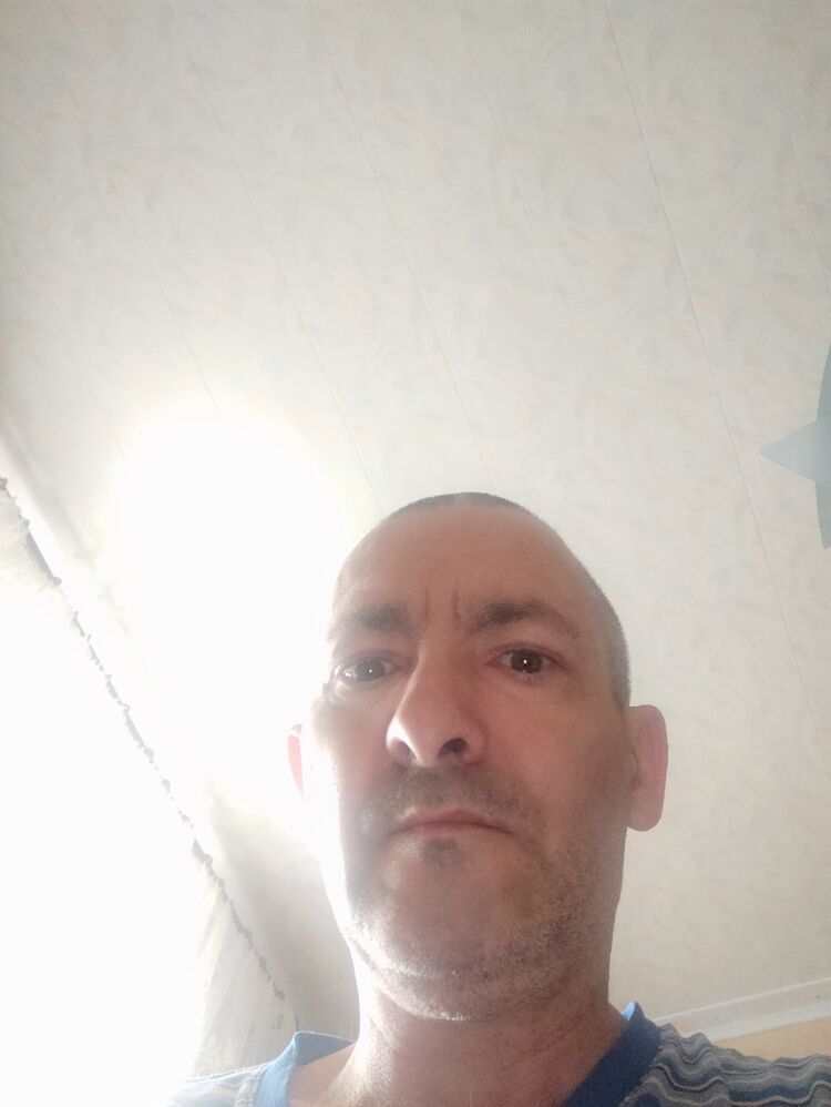  33120169   , 52 ,    