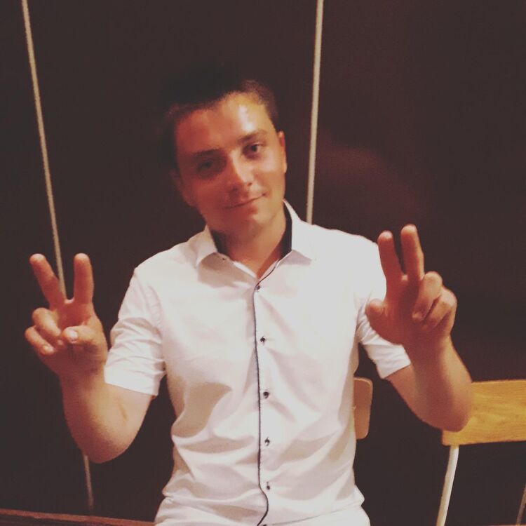  ,   Eugen, 26 ,     , c 
