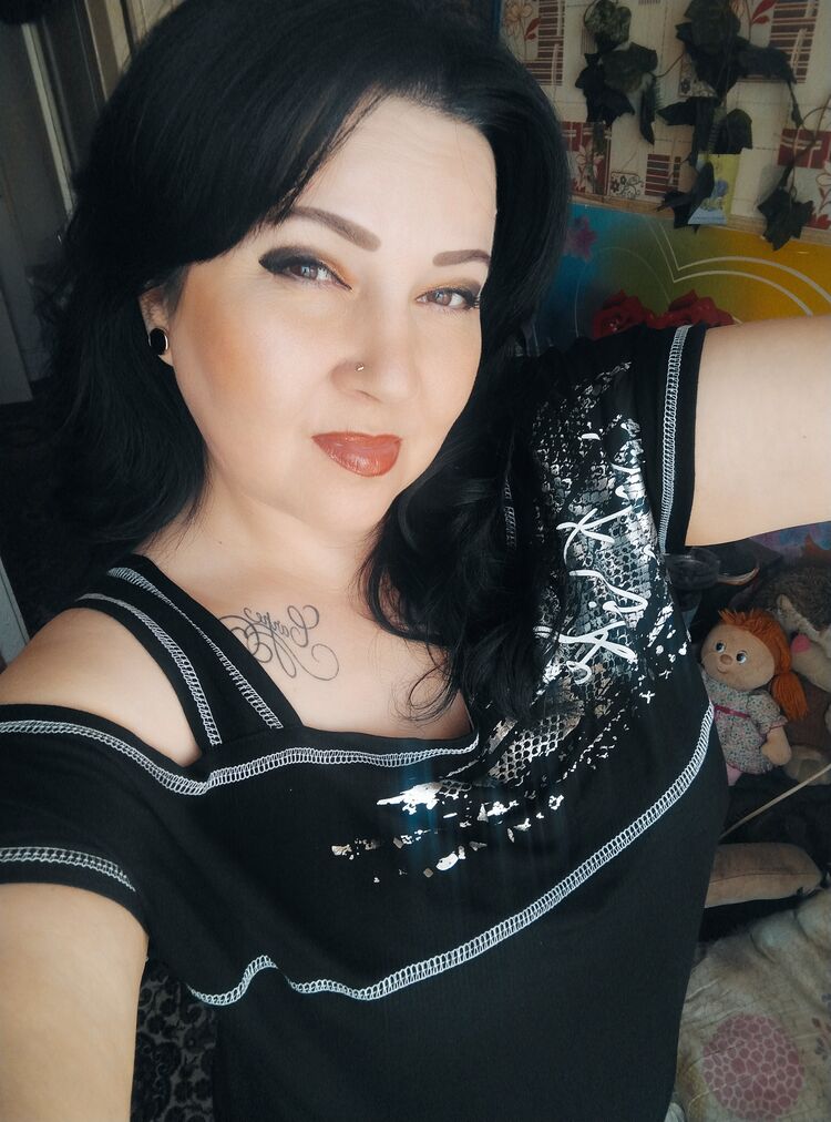  52533369  Nata, 39 ,    