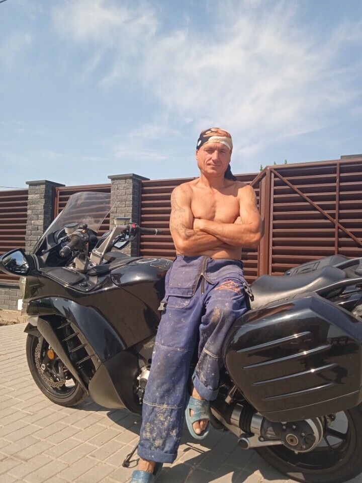  36401169  , 44 ,    